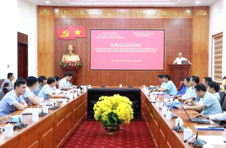 Hội nghị tập huấn về phân cấp, phân định thẩm quyền trong lĩnh vực xây dựng khi...