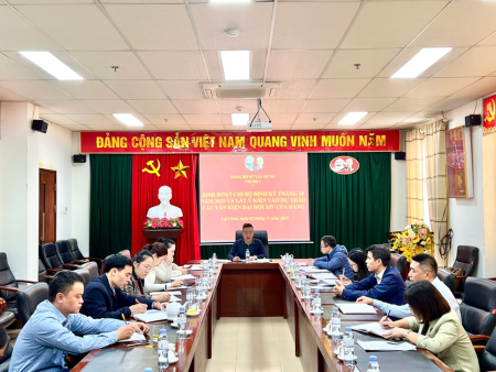 CHI BỘ 1 THUỘC ĐẢNG BỘ SỞ XÂY DỰNG TỔ CHỨC SINH HOẠT ĐỊNH KỲ VÀ TRIỂN KHAI LẤY Ý KIẾN VÀO DỰ THẢO CÁC VĂN KIỆN TRÌNH  ĐẠI HỘI XIV CỦA ĐẢNG